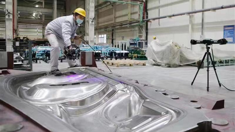 精密拉伸模具材质选择：关键因素与技巧解析