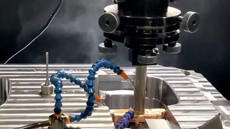 广州硅胶模具定制：揭秘其关键工艺与选型要点**