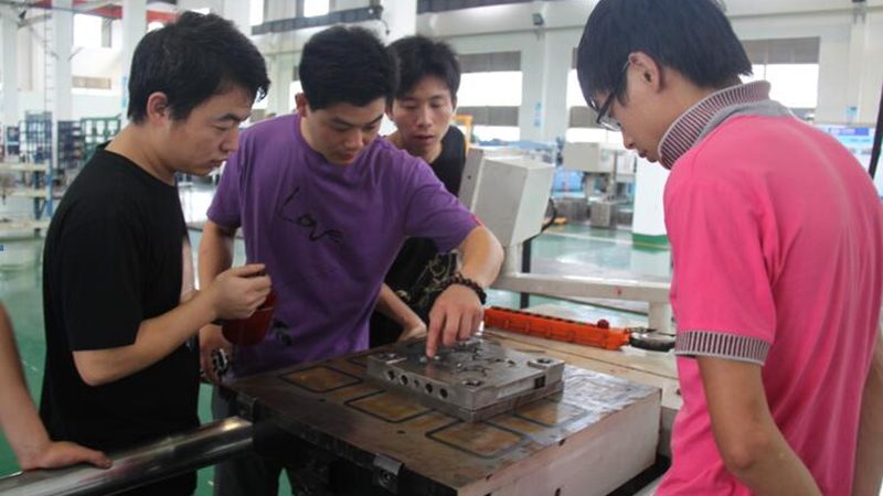 北京冲压模具加工报价单：揭秘影响价格的关键因素**
